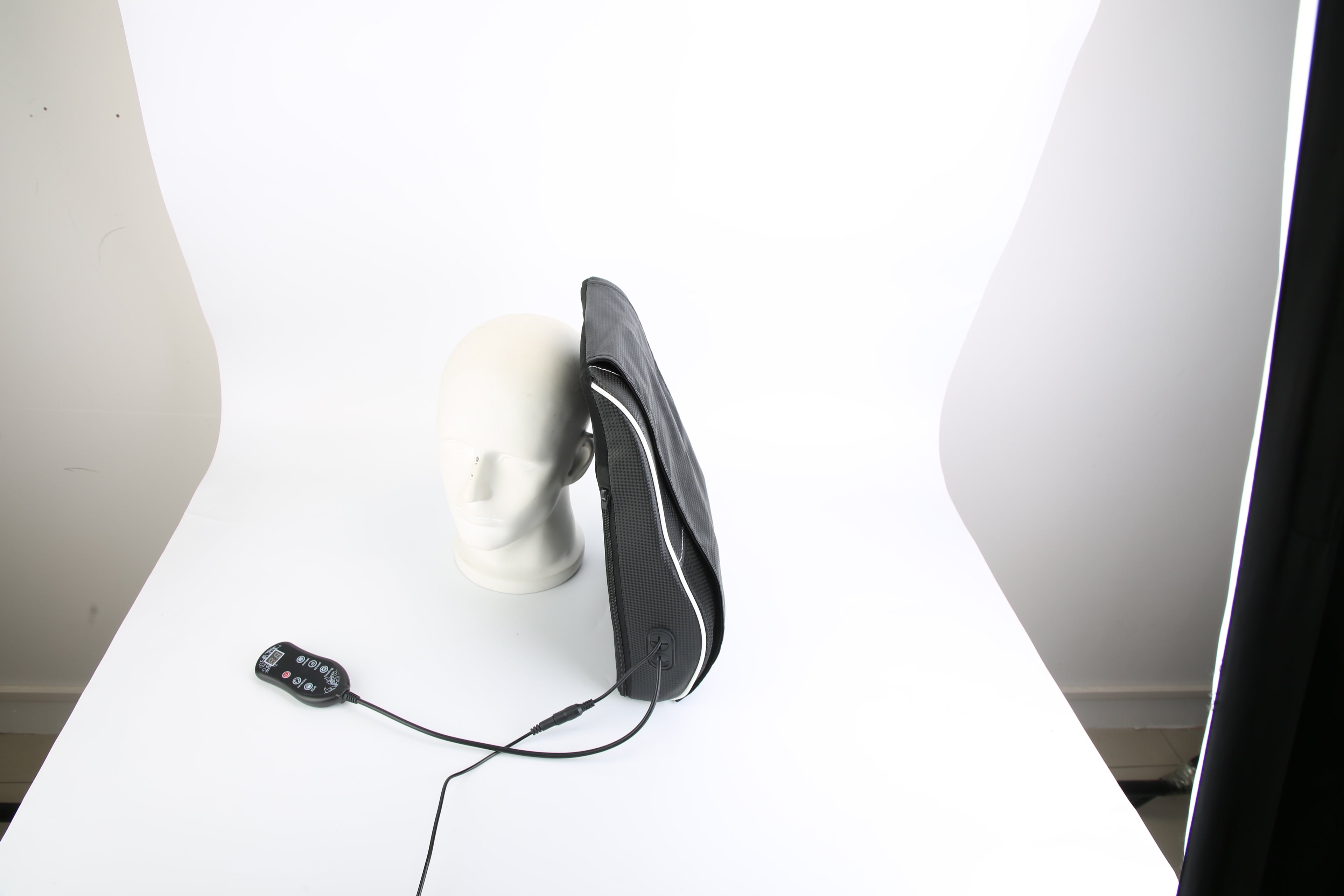 Back Massager With Heat 3D Kneading Massage Pillow